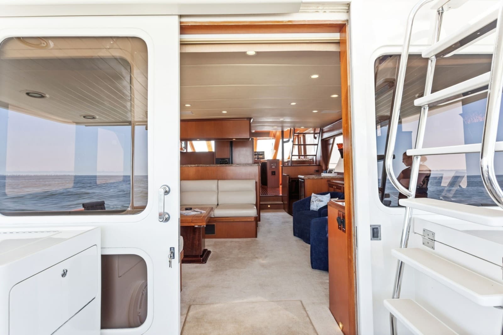 2005 Offshore Yachts 66 Pilot House - Photo 6