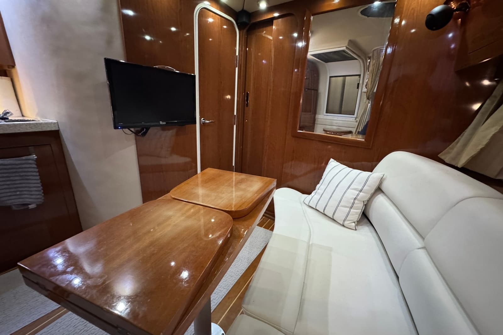 2005 Regal Commodore 3560 IO - Photo 47