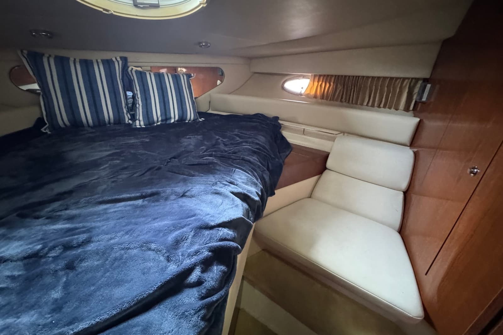 2005 Regal Commodore 3560 IO - Photo 56