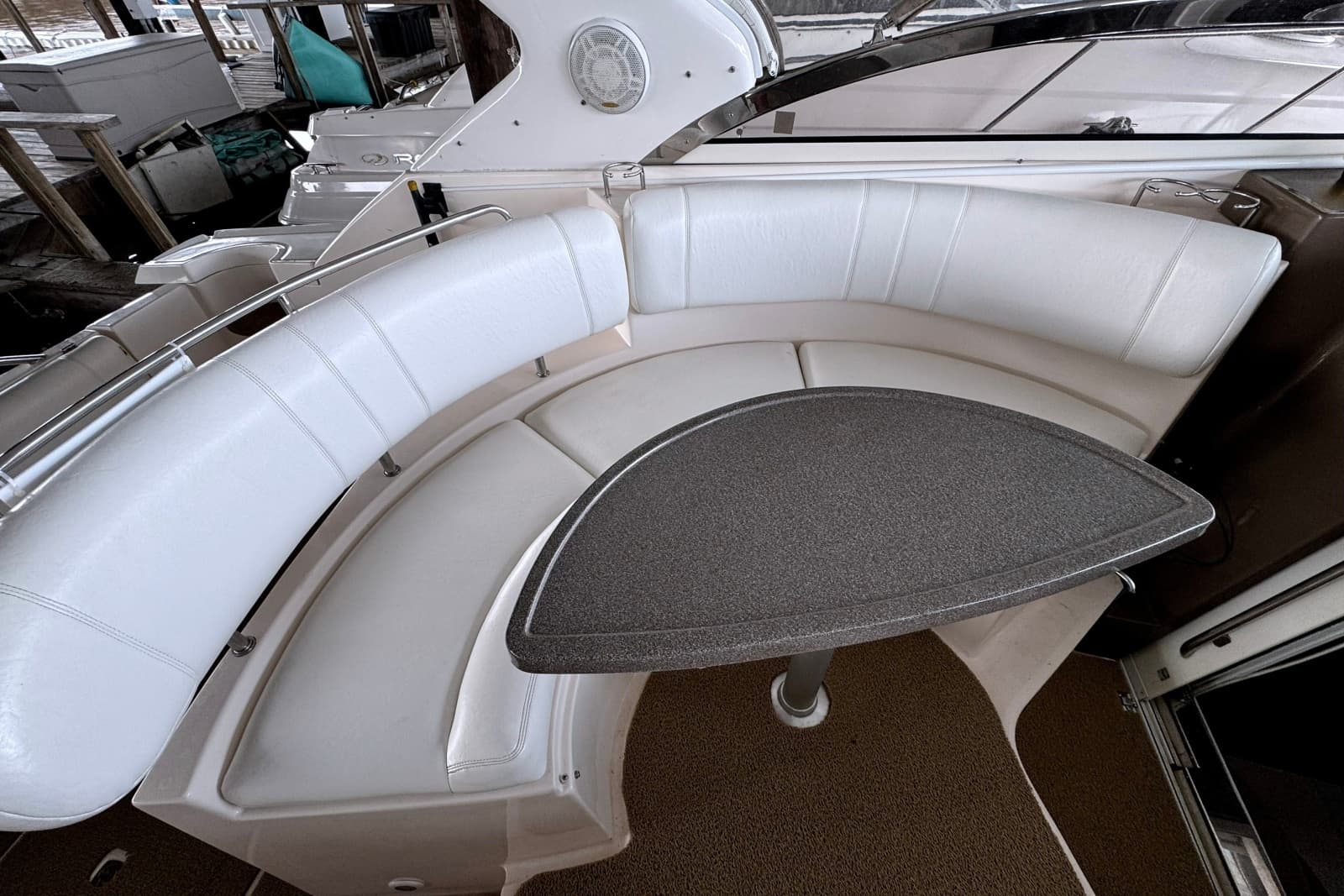 2005 Regal Commodore 3560 IO - Photo 26
