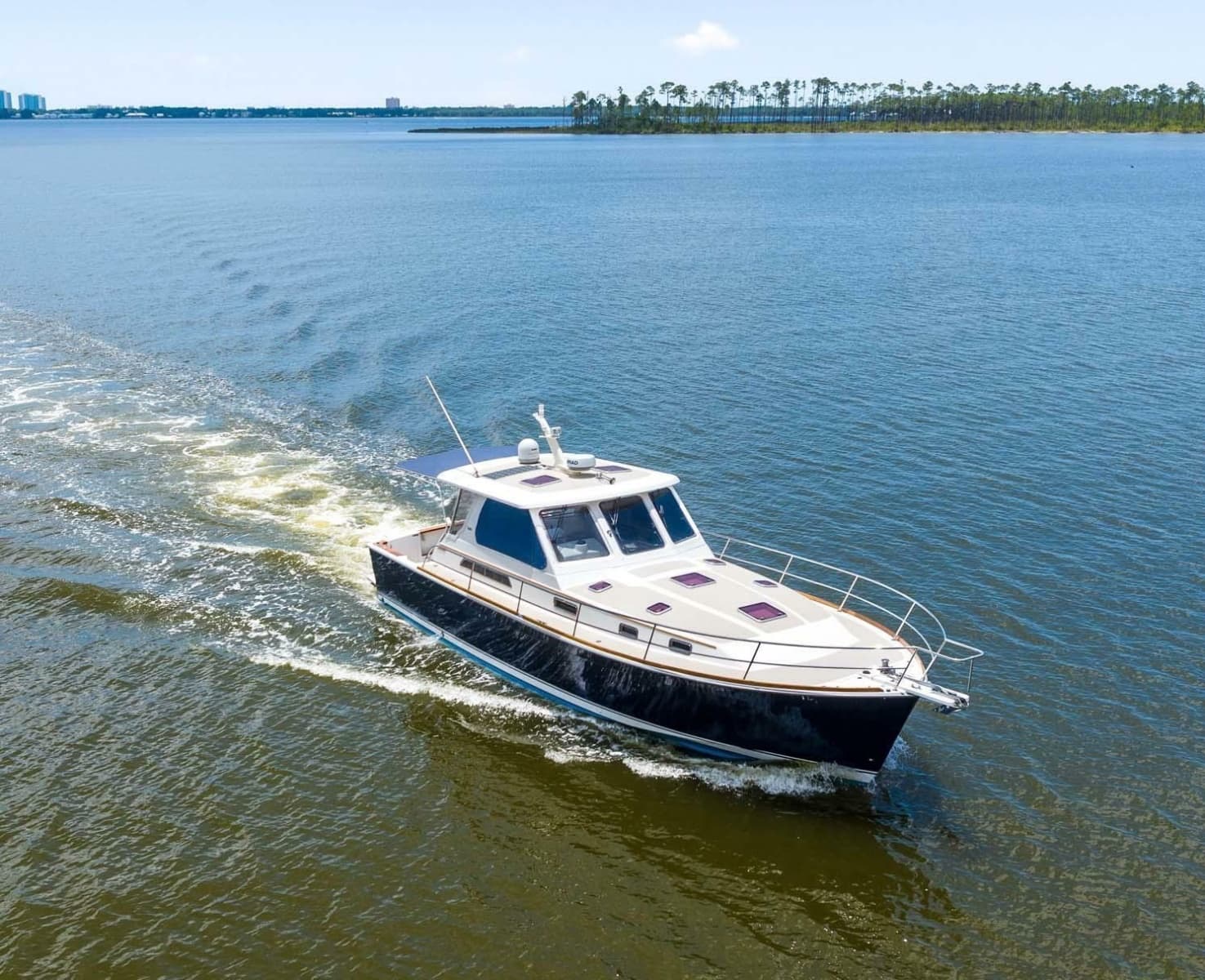 2005 Sabre 42 Express - Photo 28