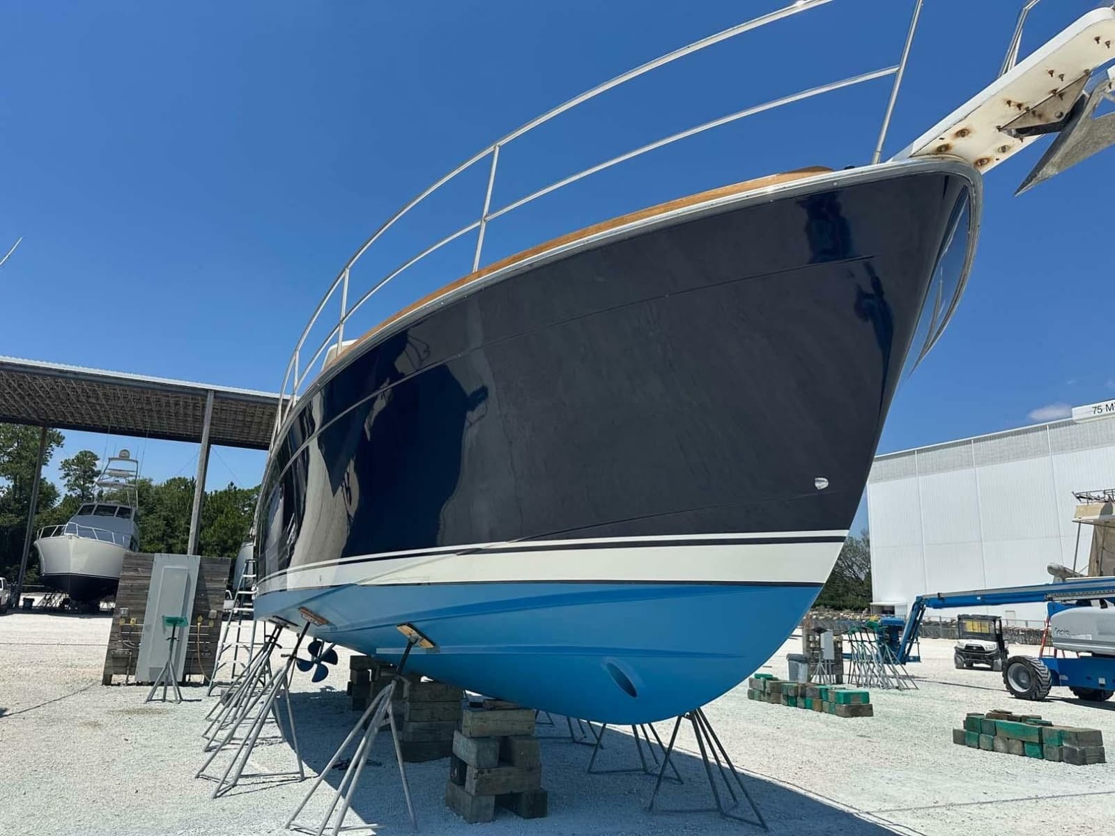 2005 Sabre 42 Express - Photo 35