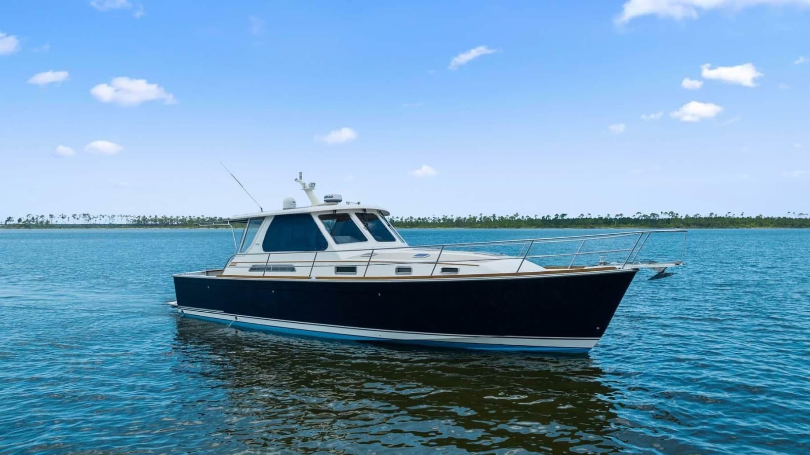 2005 Sabre 42 Express - Photo 1