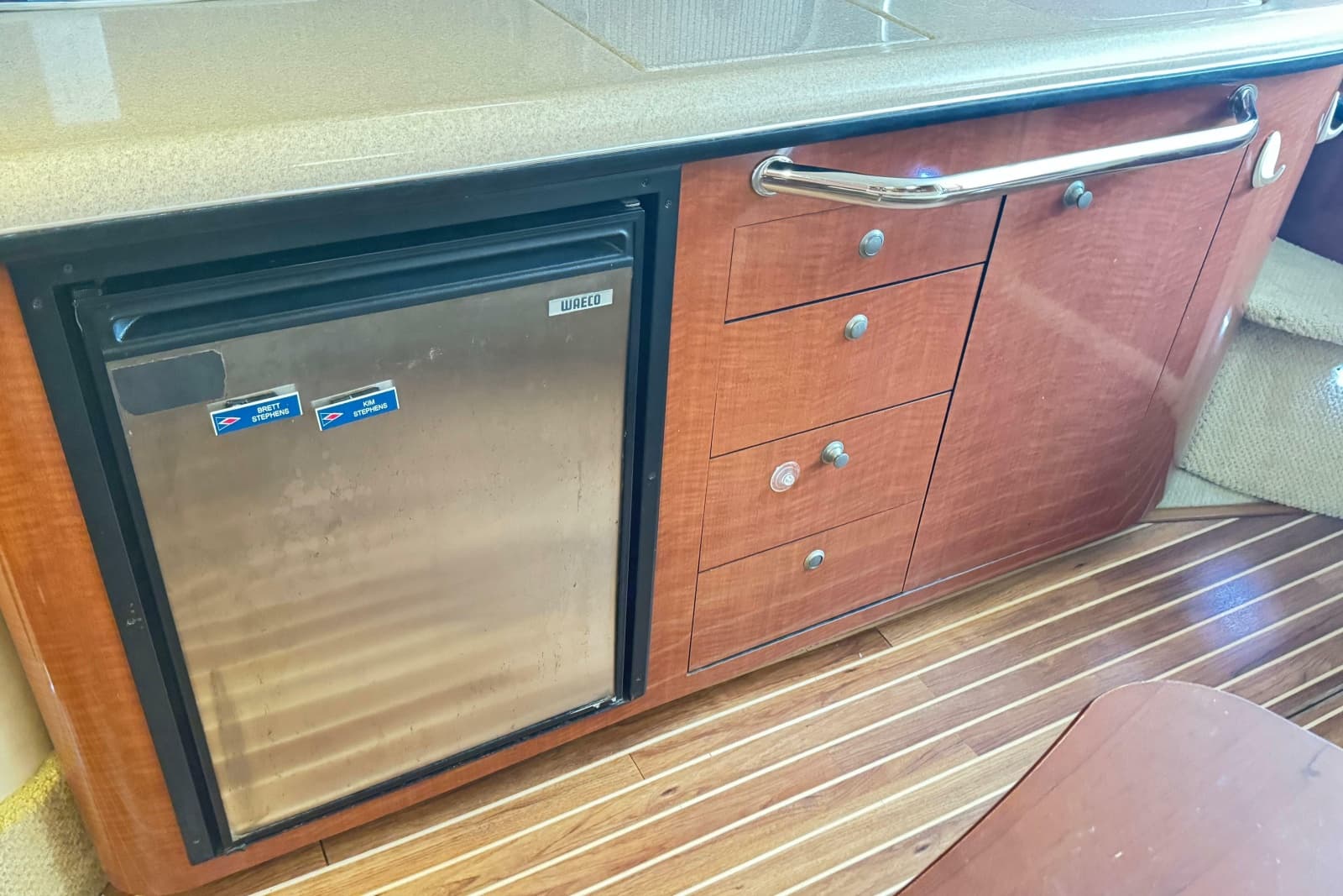 2005 Sea Ray 340 Sundancer - Photo 12