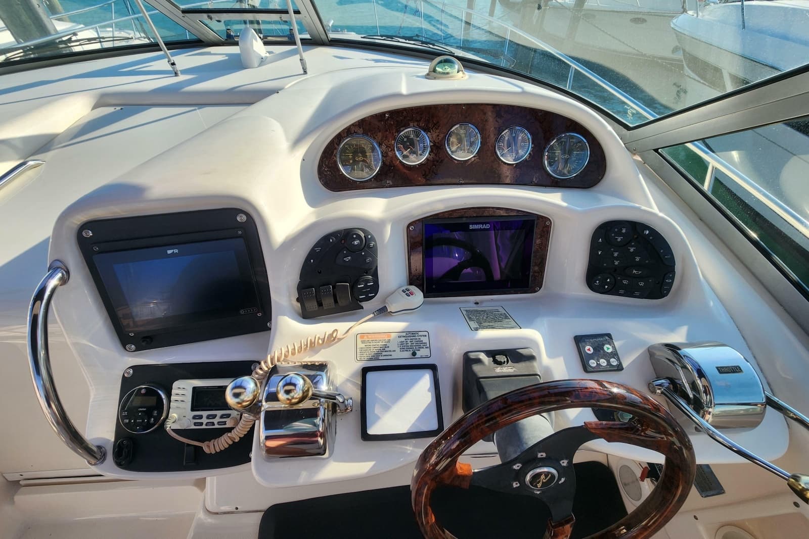 2005 Sea Ray 340 Sundancer - Photo 7