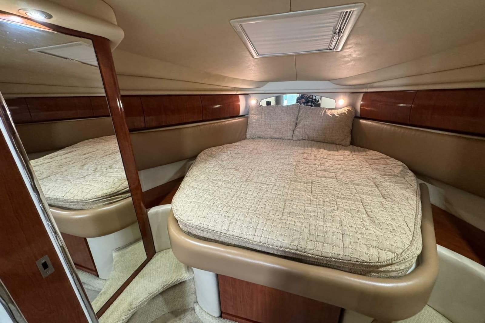 2005 Sea Ray 360 Sundancer - Photo 17