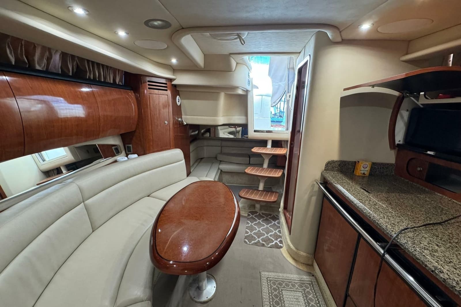 2005 Sea Ray 360 Sundancer - Photo 19