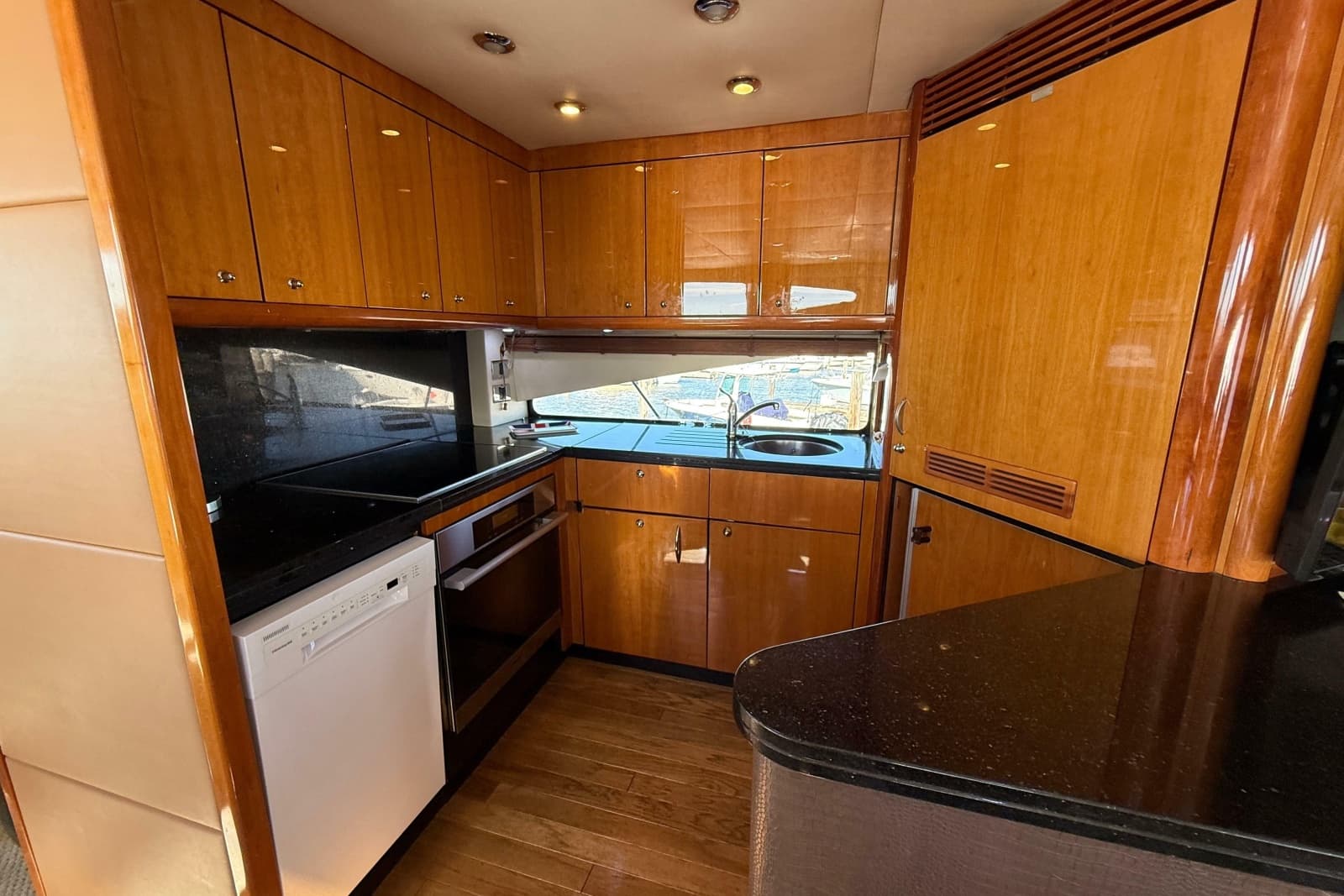 2005 Sunseeker 75 Yacht - Photo 9