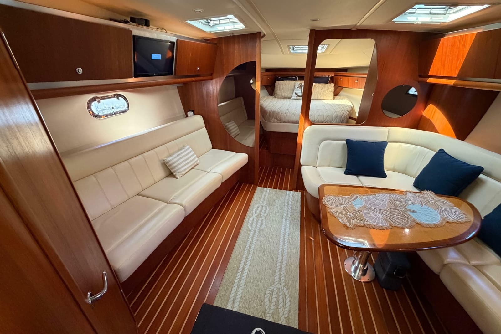 2005 Tiara Yachts 3600 Sovran - Photo 21