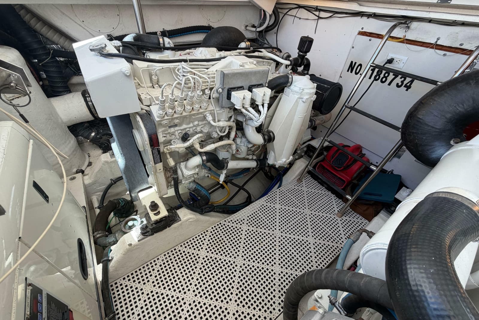 2005 Tiara Yachts 3600 Sovran - Photo 43