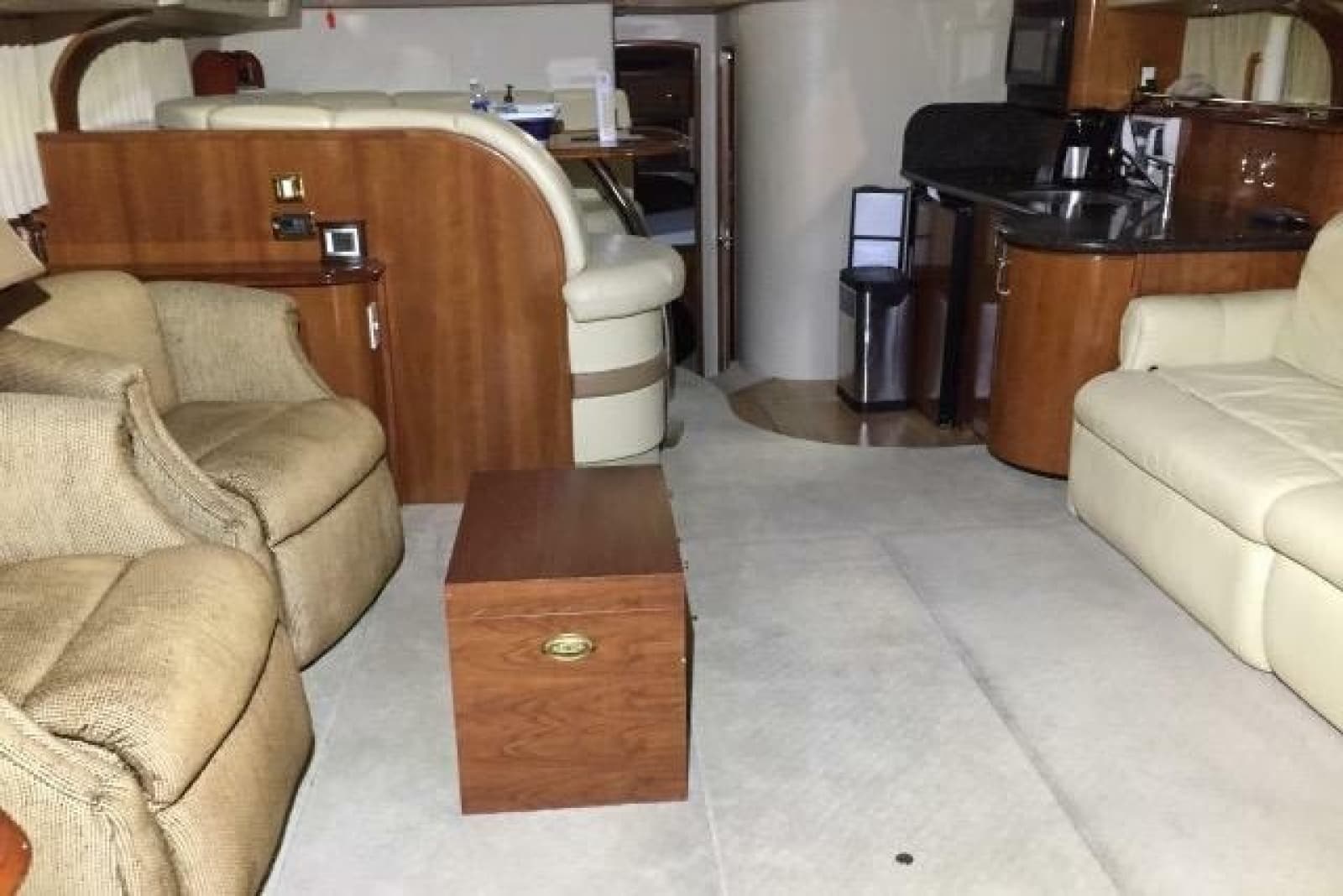 2004 Carver 420 Mariner - Photo 5