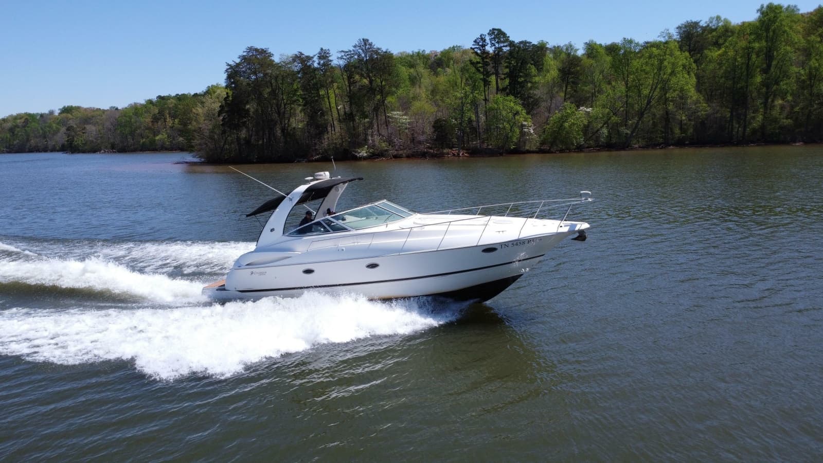 2004 Cruisers Yachts 370 Express - Photo 6