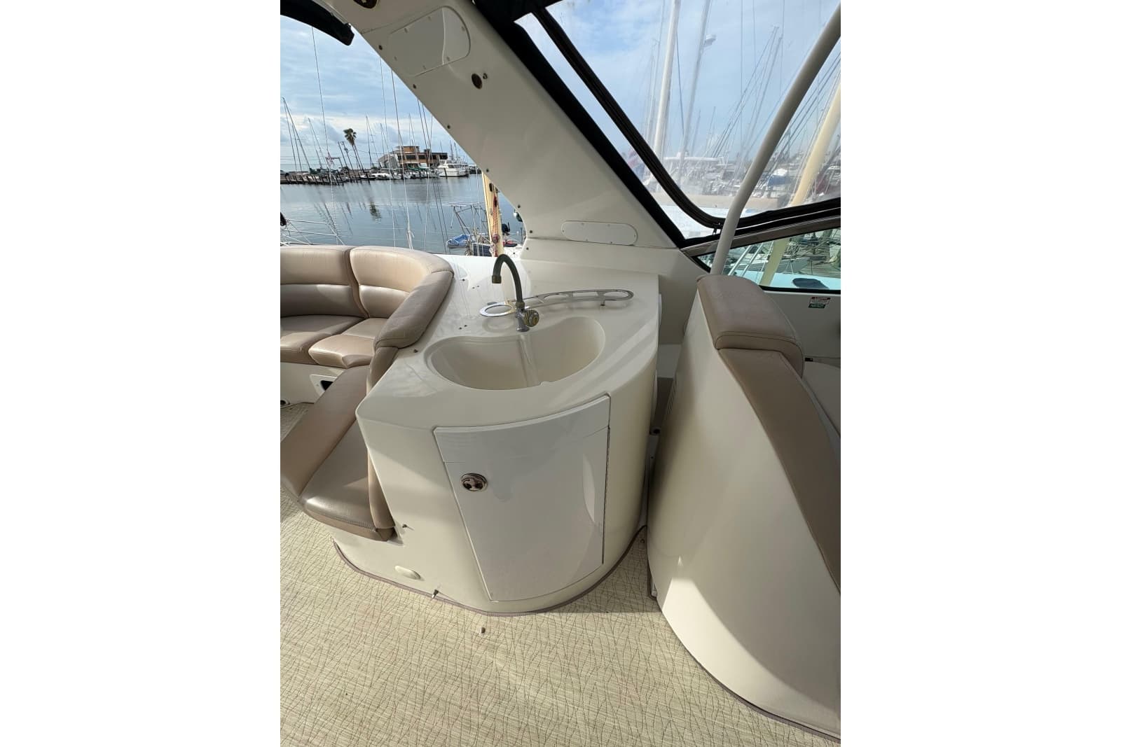 2004 Carver 560 Voyager - Photo 33