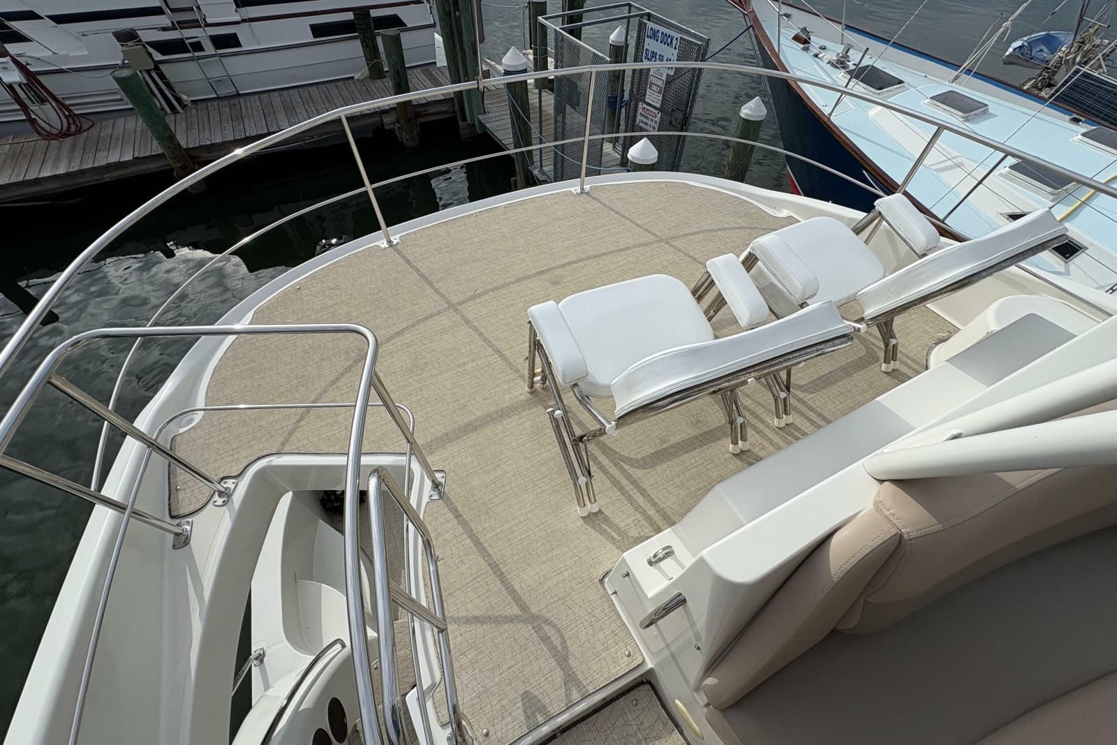 2004 Carver 560 Voyager - Photo 30
