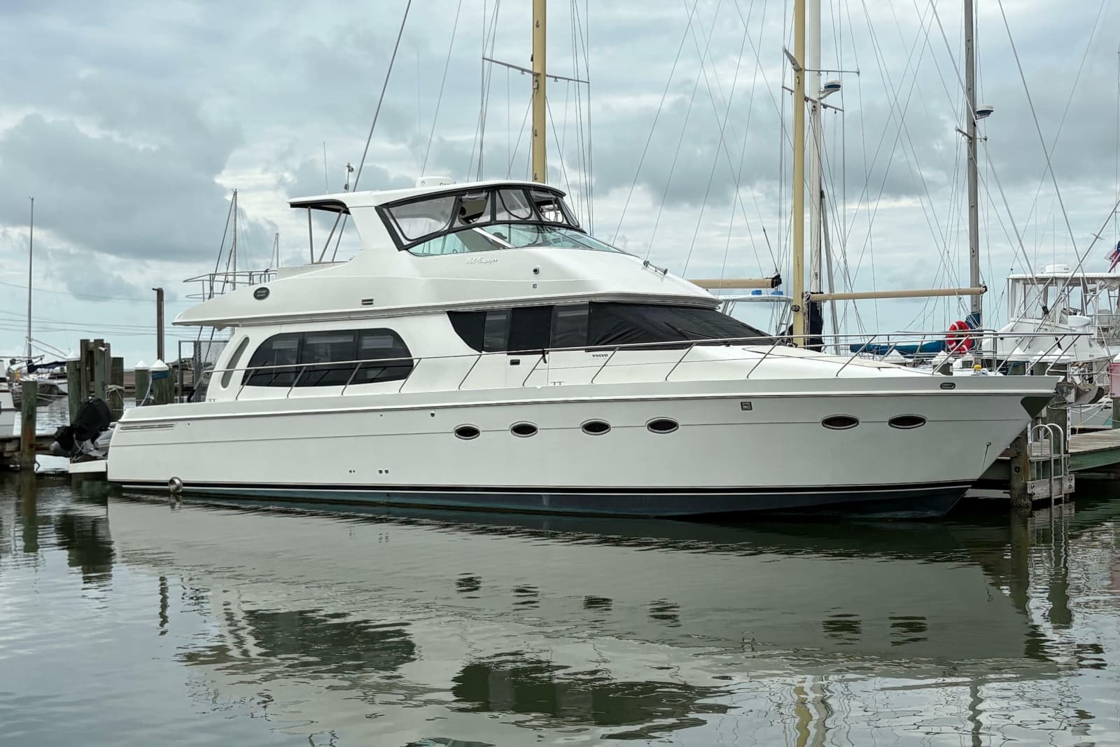 2004 Carver 560 Voyager - Photo 16