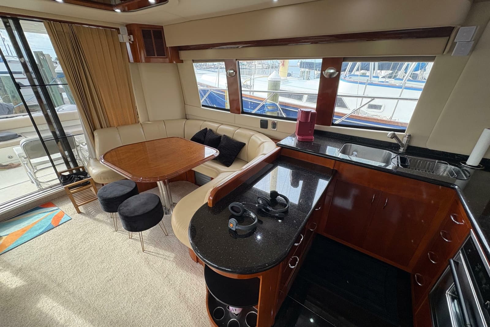 2004 Carver 560 Voyager - Photo 69