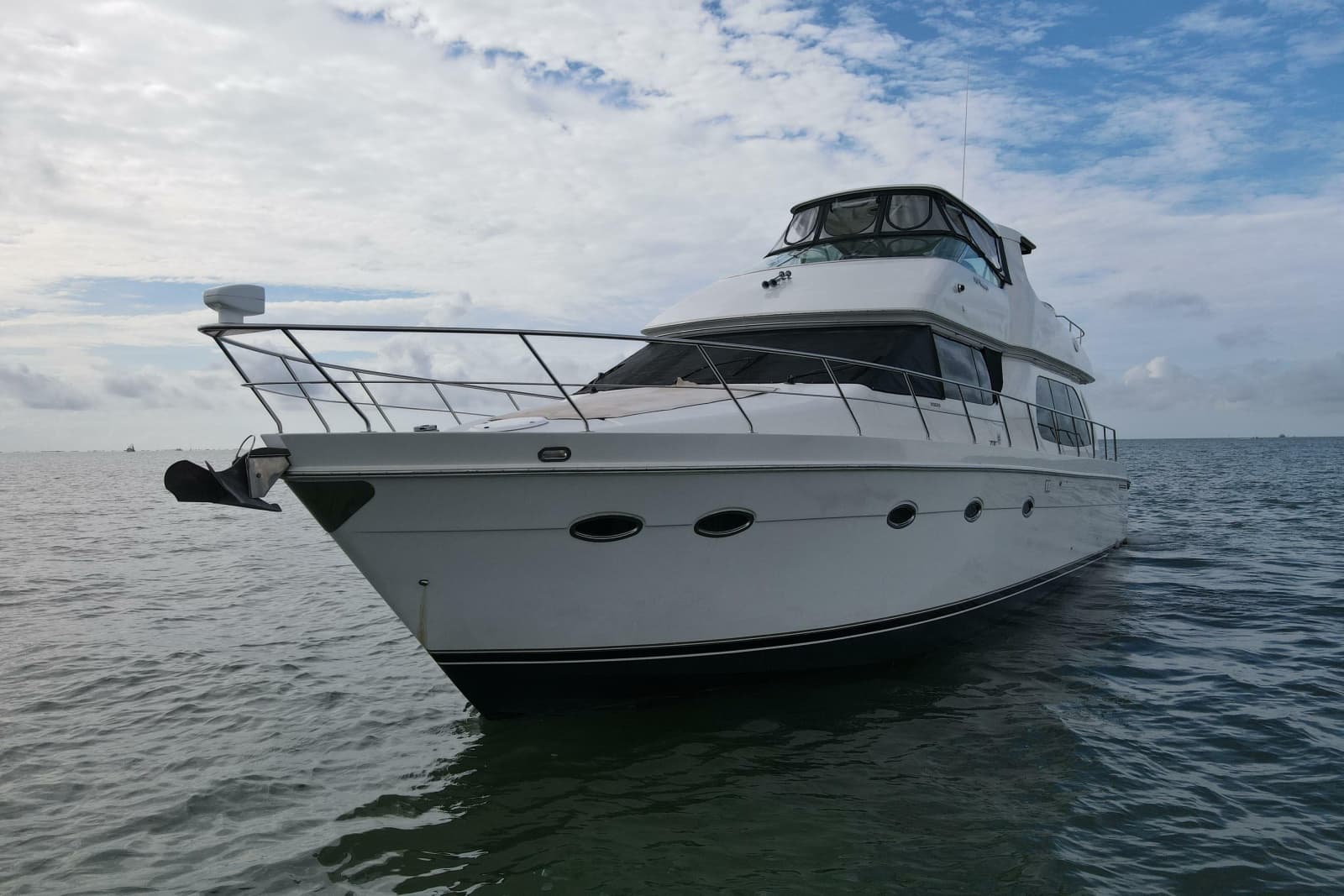 2004 Carver 560 Voyager - Photo 10