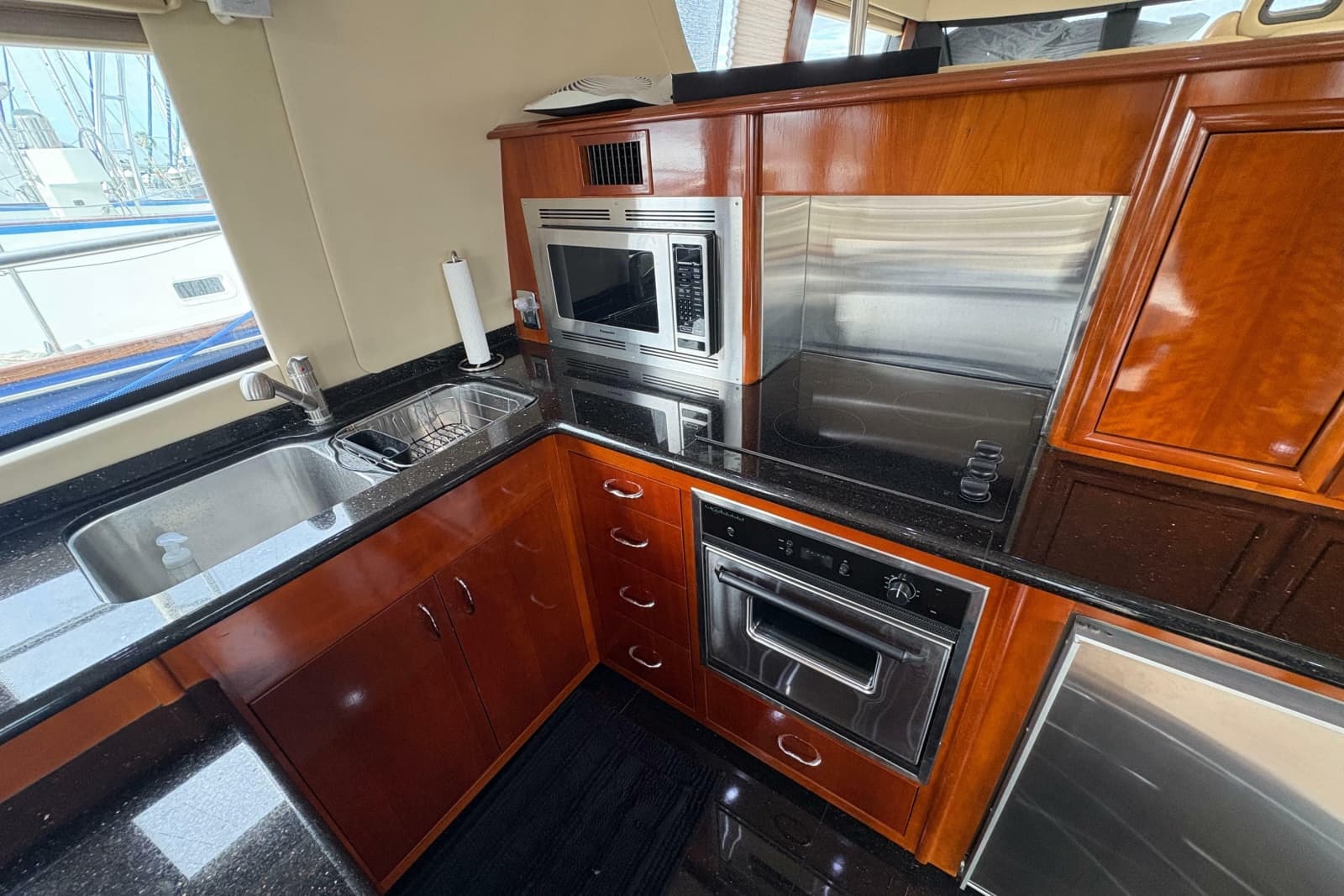 2004 Carver 560 Voyager - Photo 71