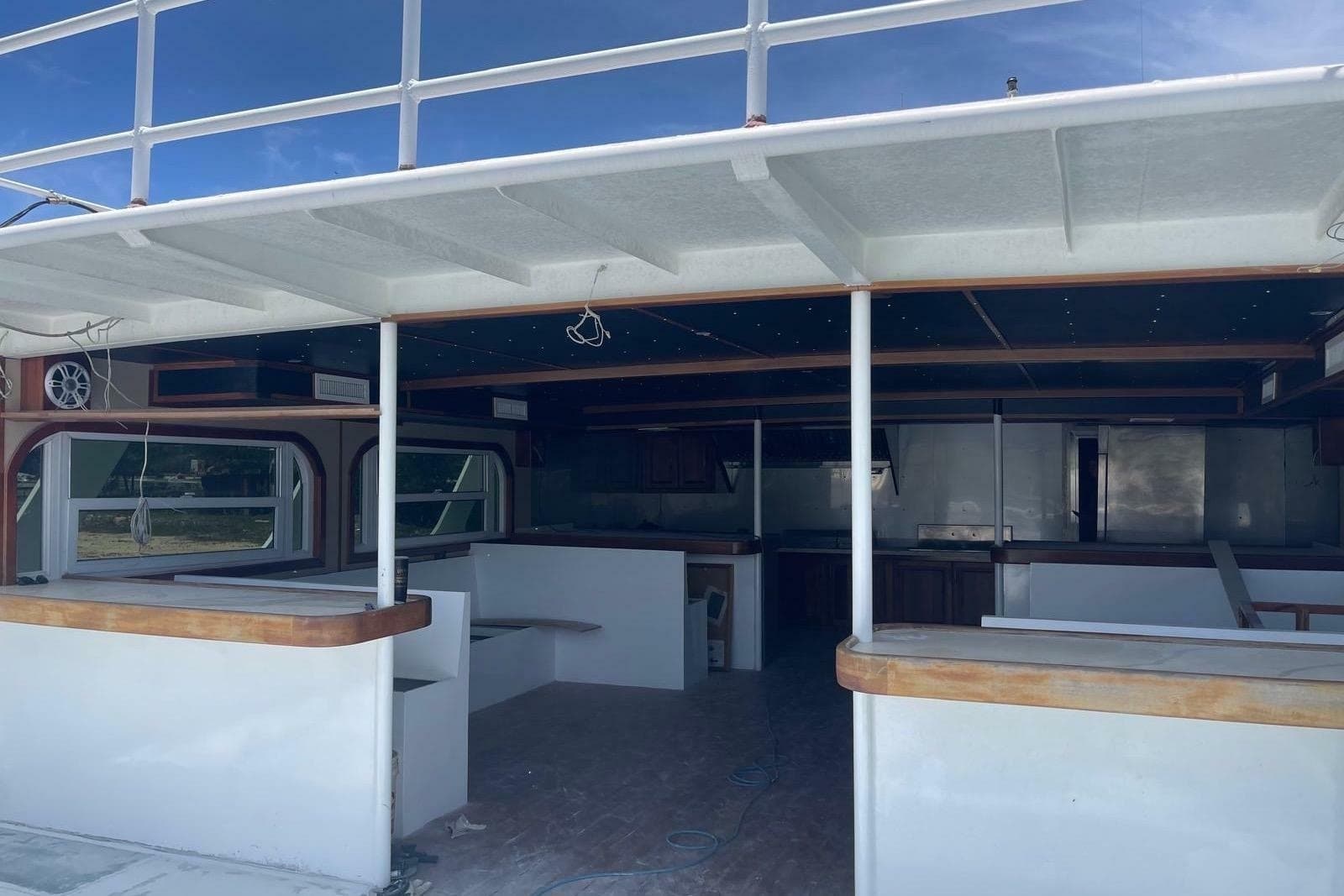2004 Custom Supply Boat - Photo 4