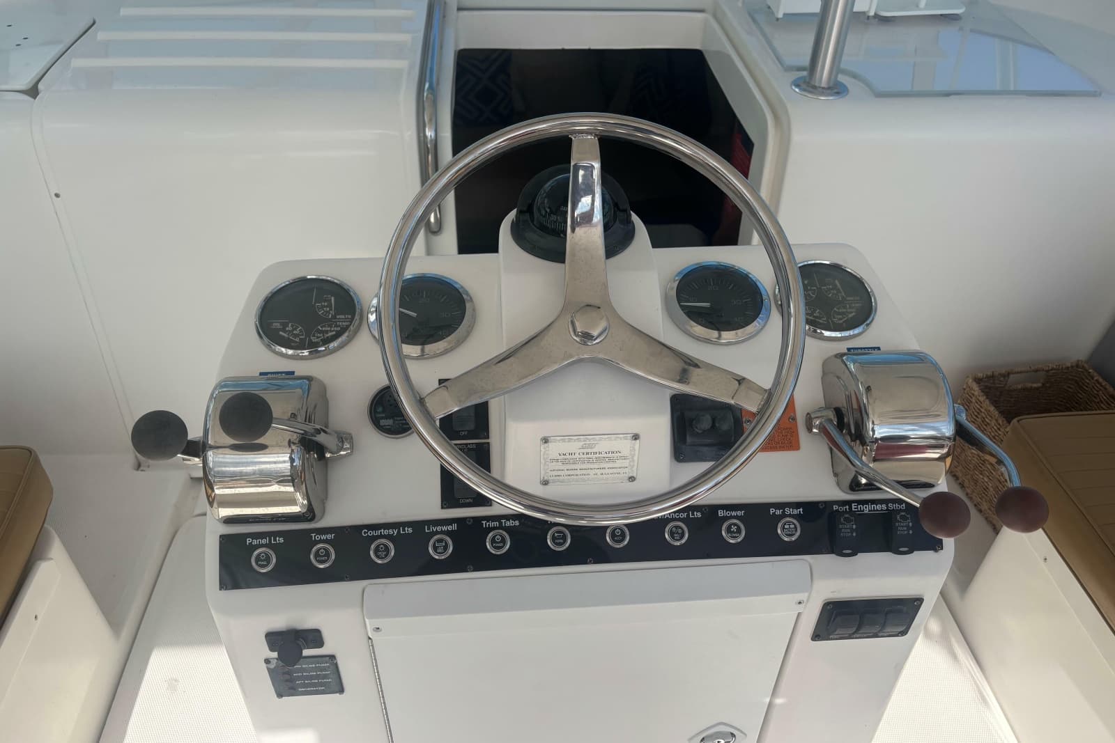 2004 Luhrs 32 Open - Photo 20
