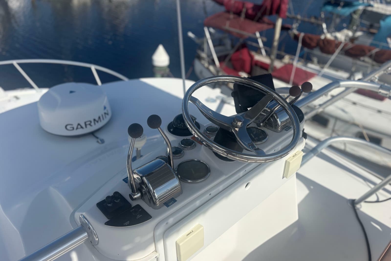 2004 Luhrs 32 Open - Photo 10
