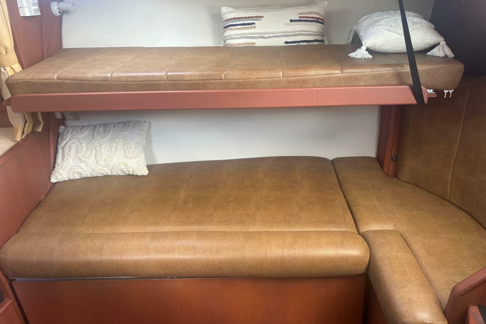 2004 Luhrs 32 Open - Photo 28