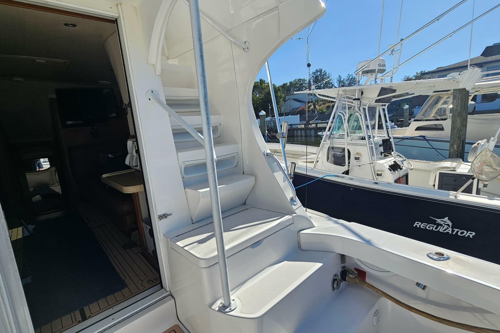 2004 Luhrs 34 Convertible - Photo 6
