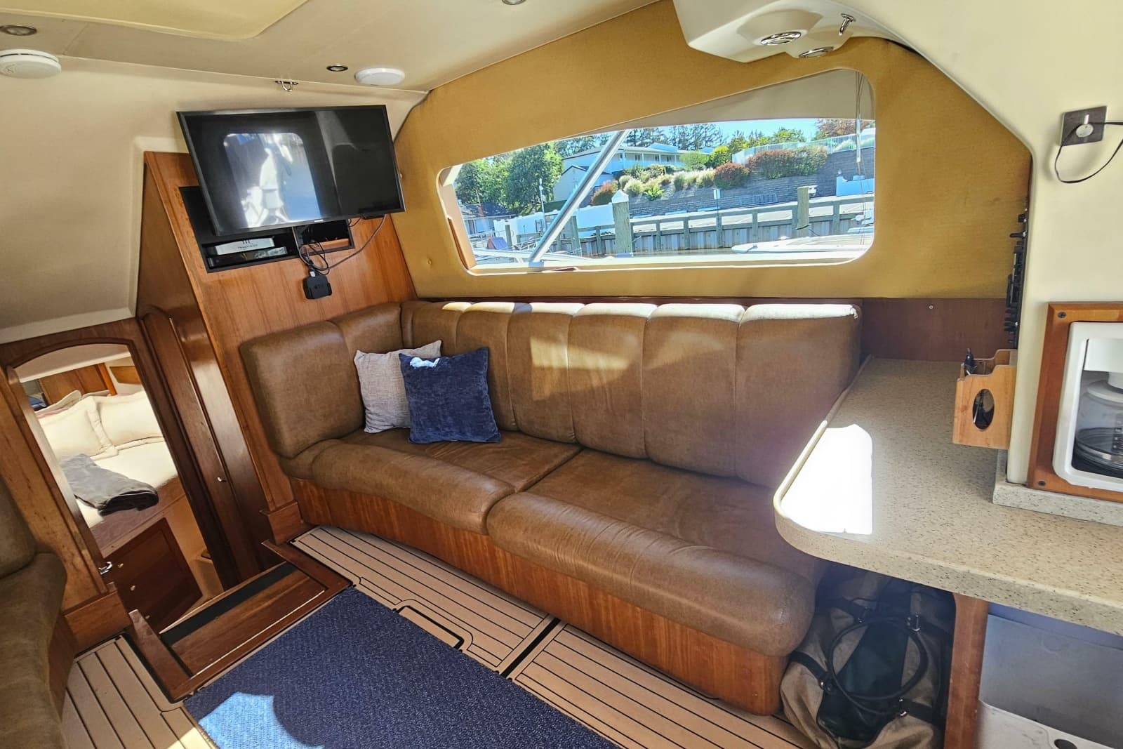 2004 Luhrs 34 Convertible - Photo 34