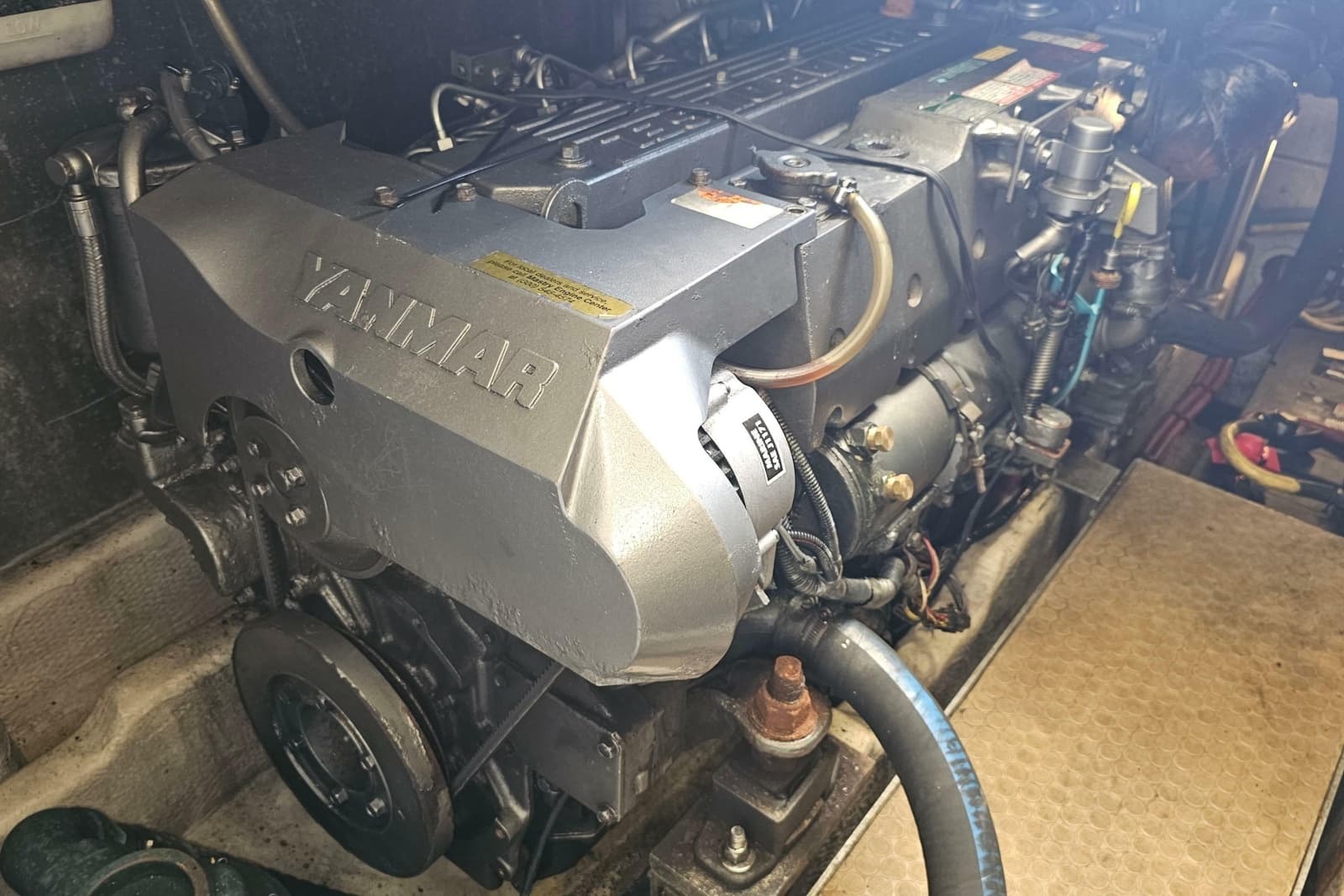 2004 Luhrs 34 Convertible - Photo 46