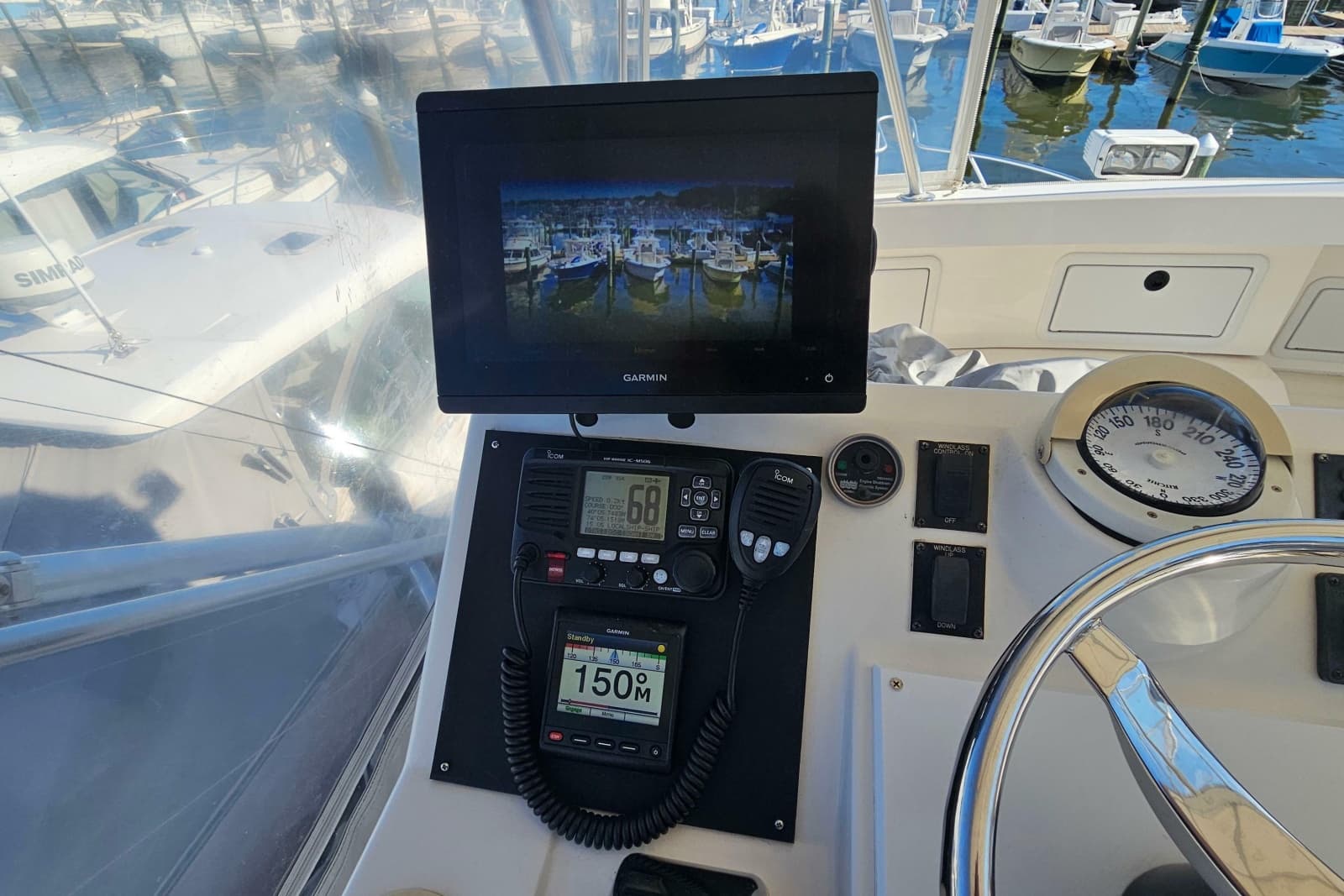 2004 Luhrs 34 Convertible - Photo 13