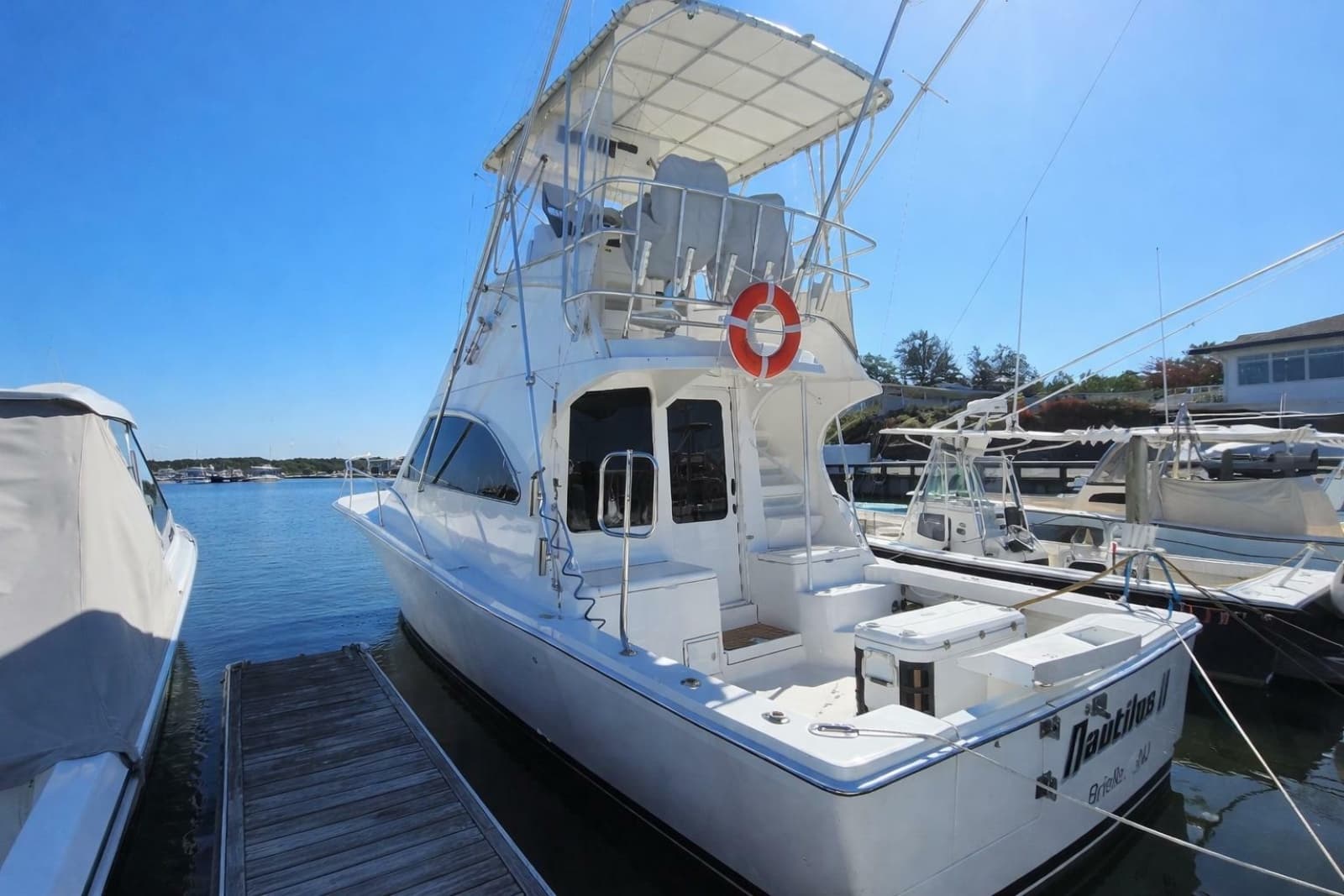 2004 Luhrs 34 Convertible - Photo 2