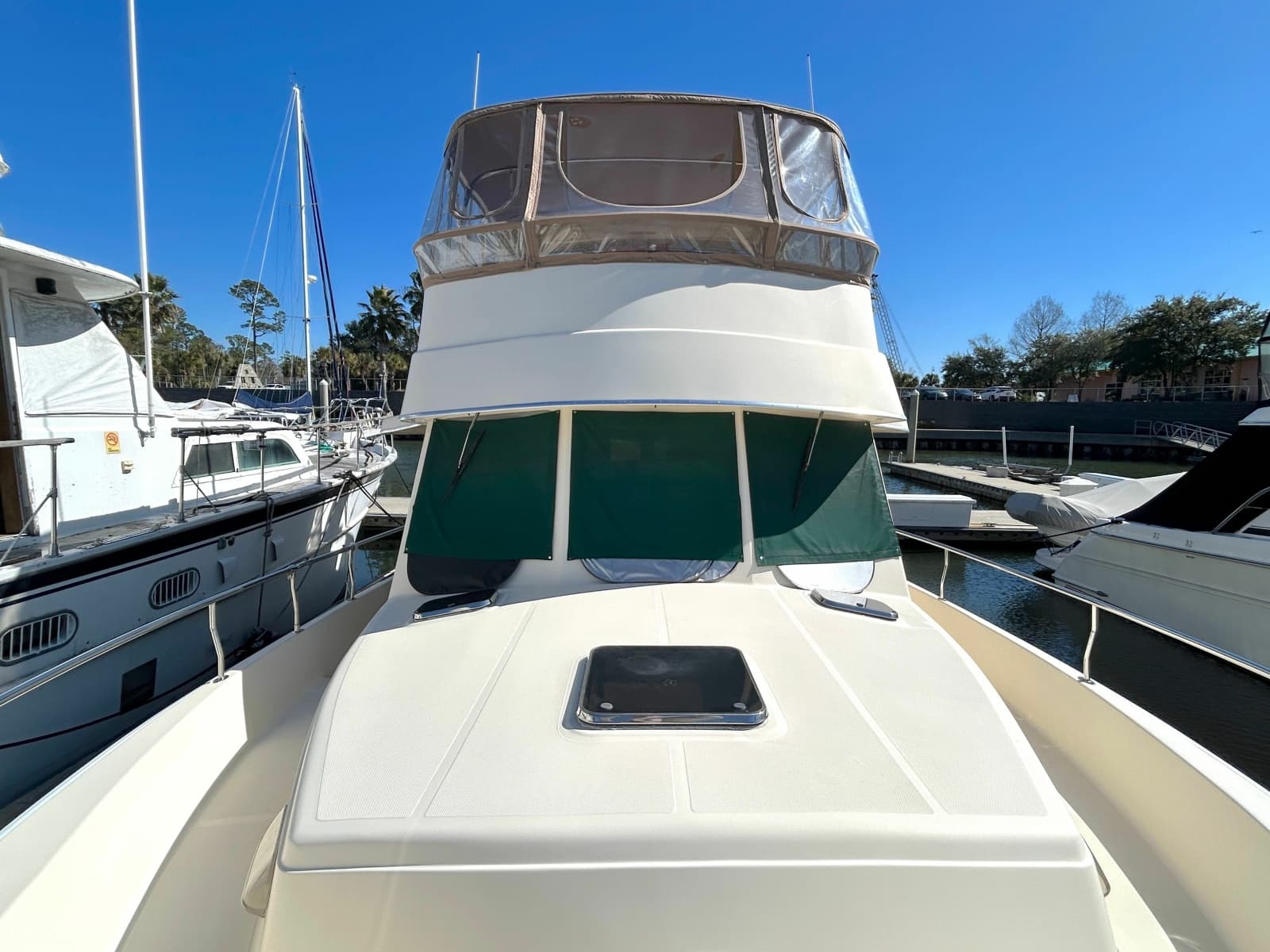2004 Mainship 400 Trawler - Photo 8
