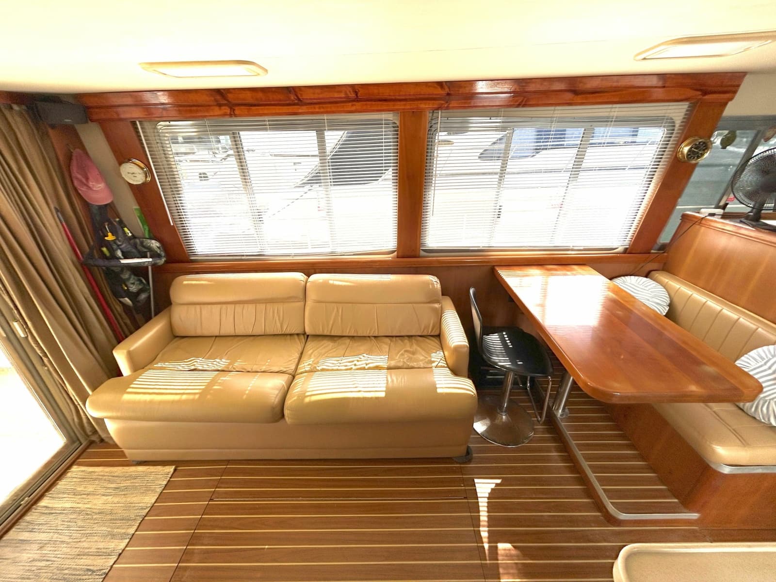 2004 Mainship 400 Trawler - Photo 36