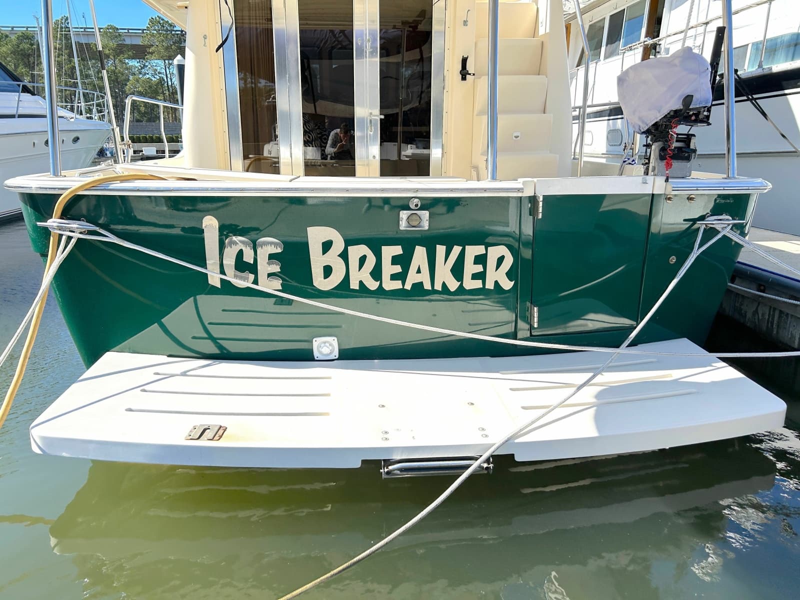 2004 Mainship 400 Trawler - Photo 4