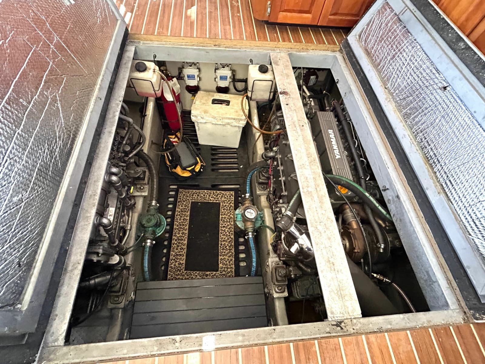 2004 Mainship 400 Trawler - Photo 60