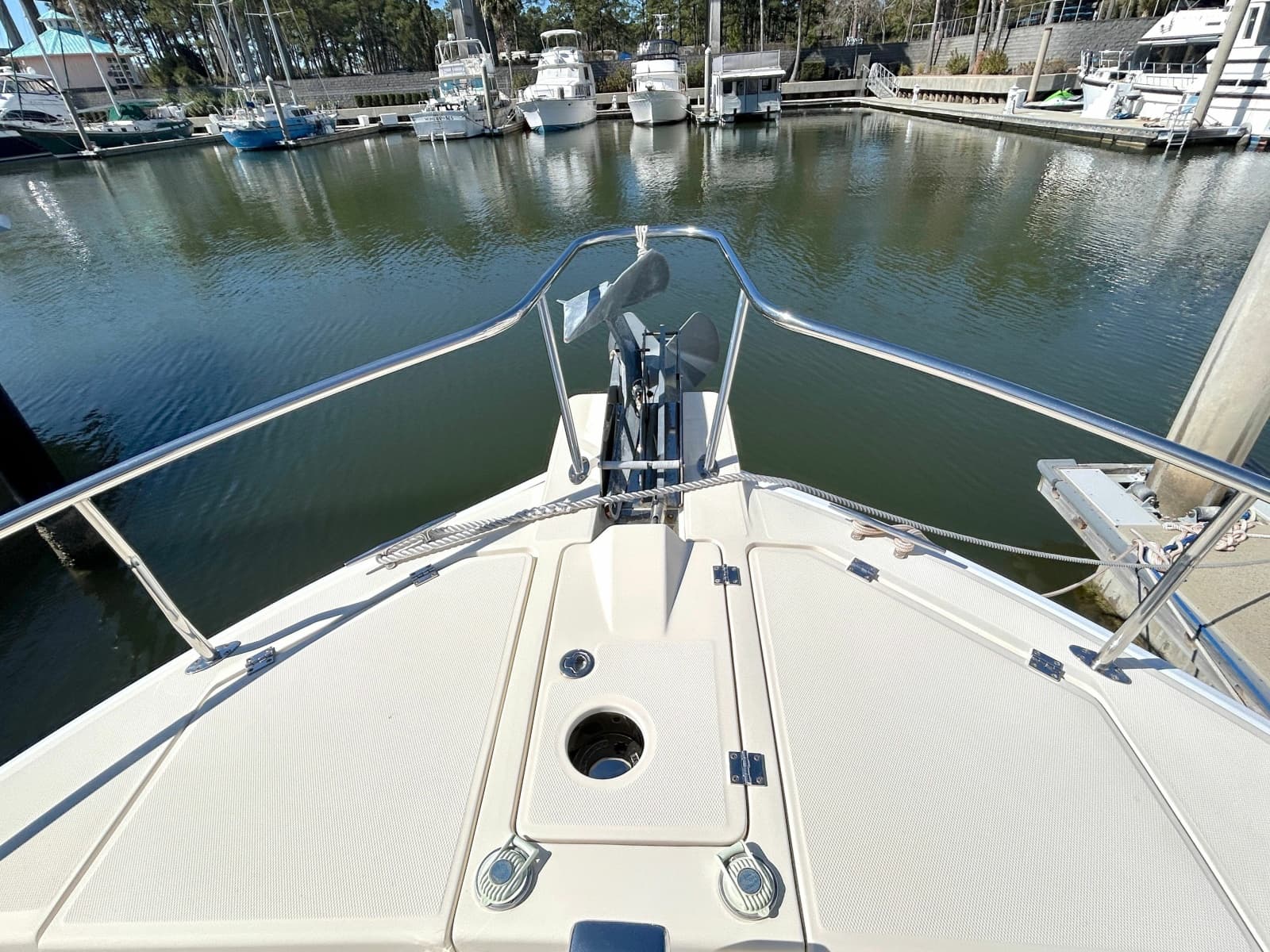 2004 Mainship 400 Trawler - Photo 5