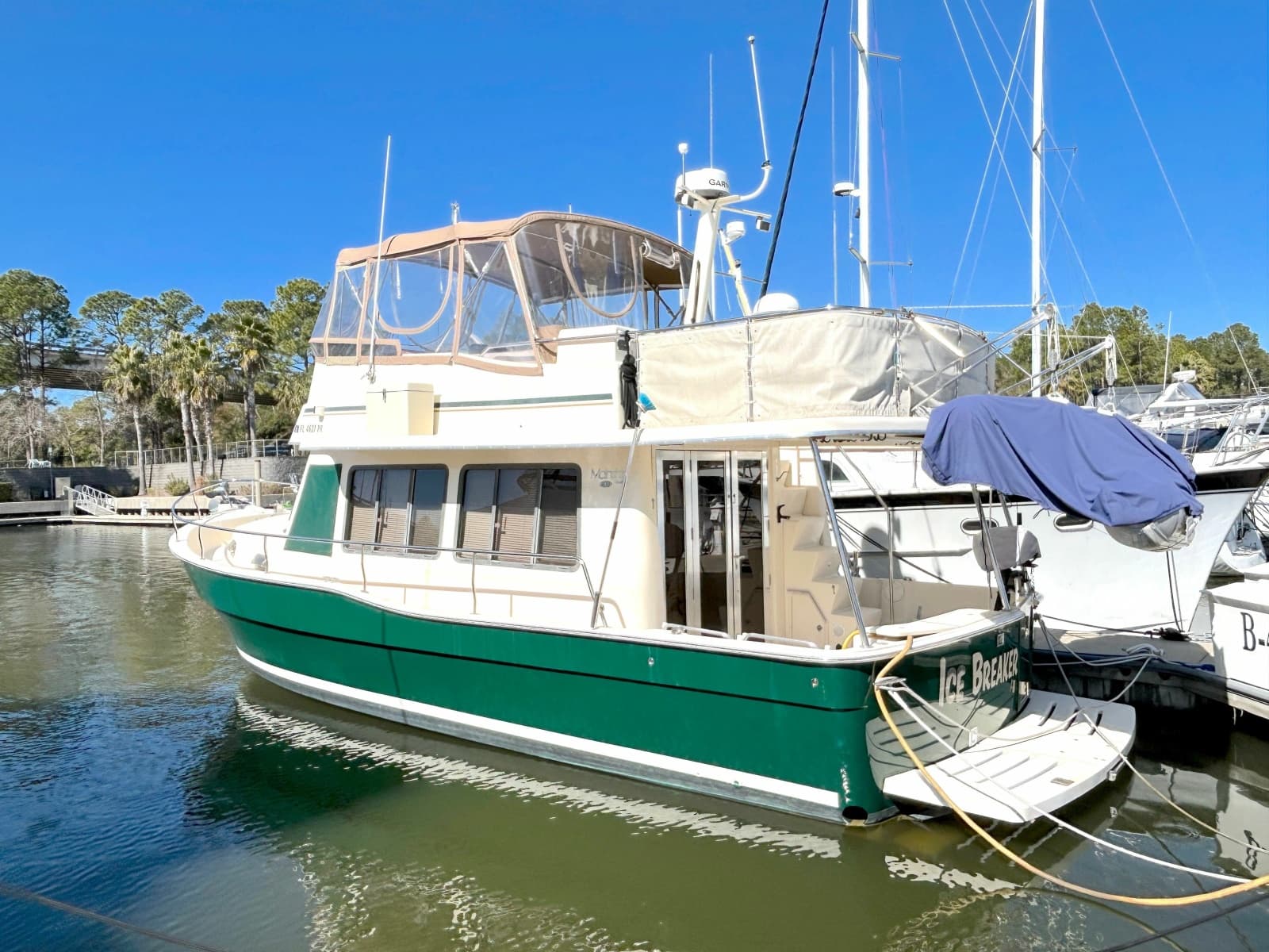 2004 Mainship 400 Trawler - Photo 1