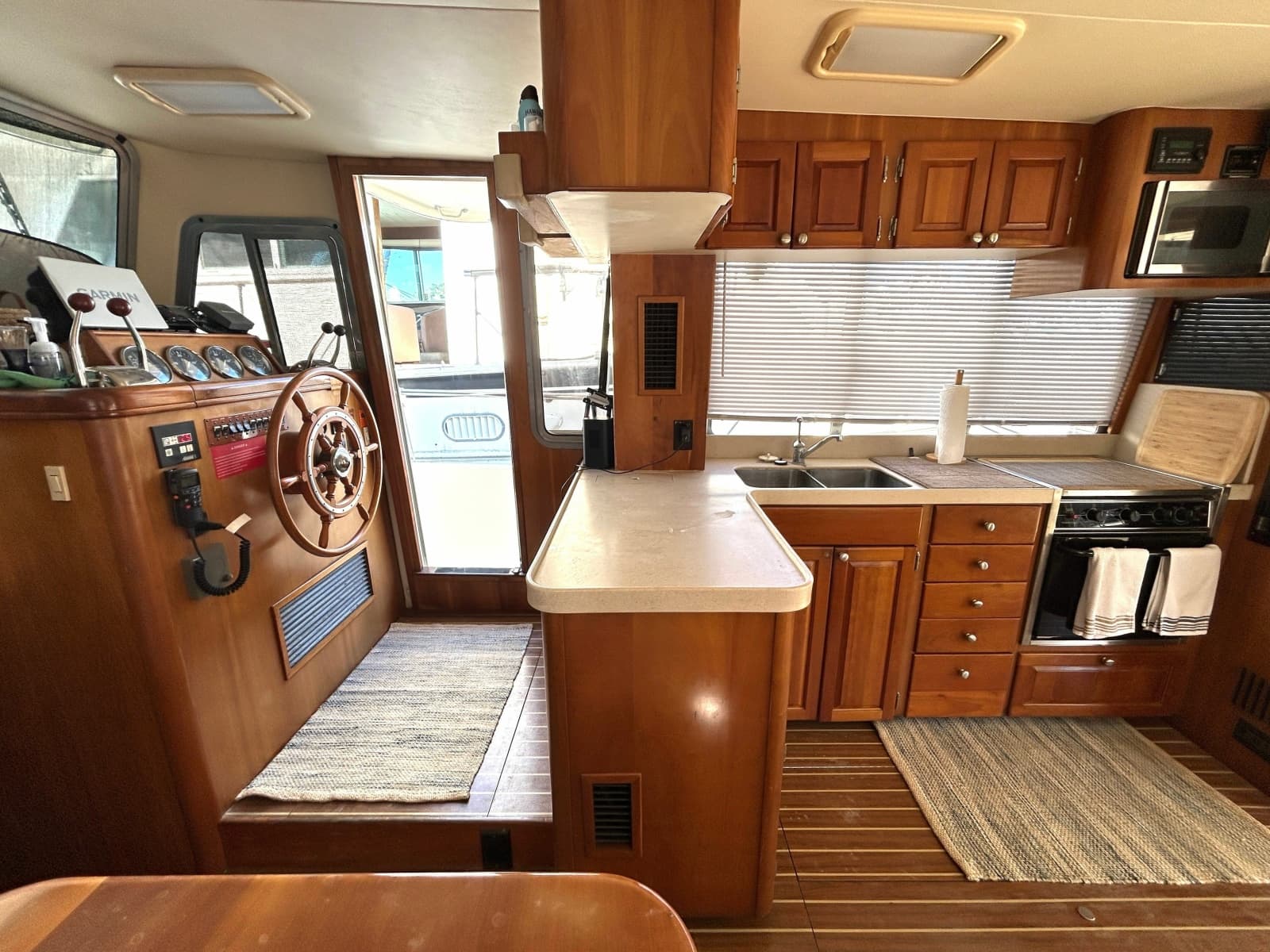 2004 Mainship 400 Trawler - Photo 41