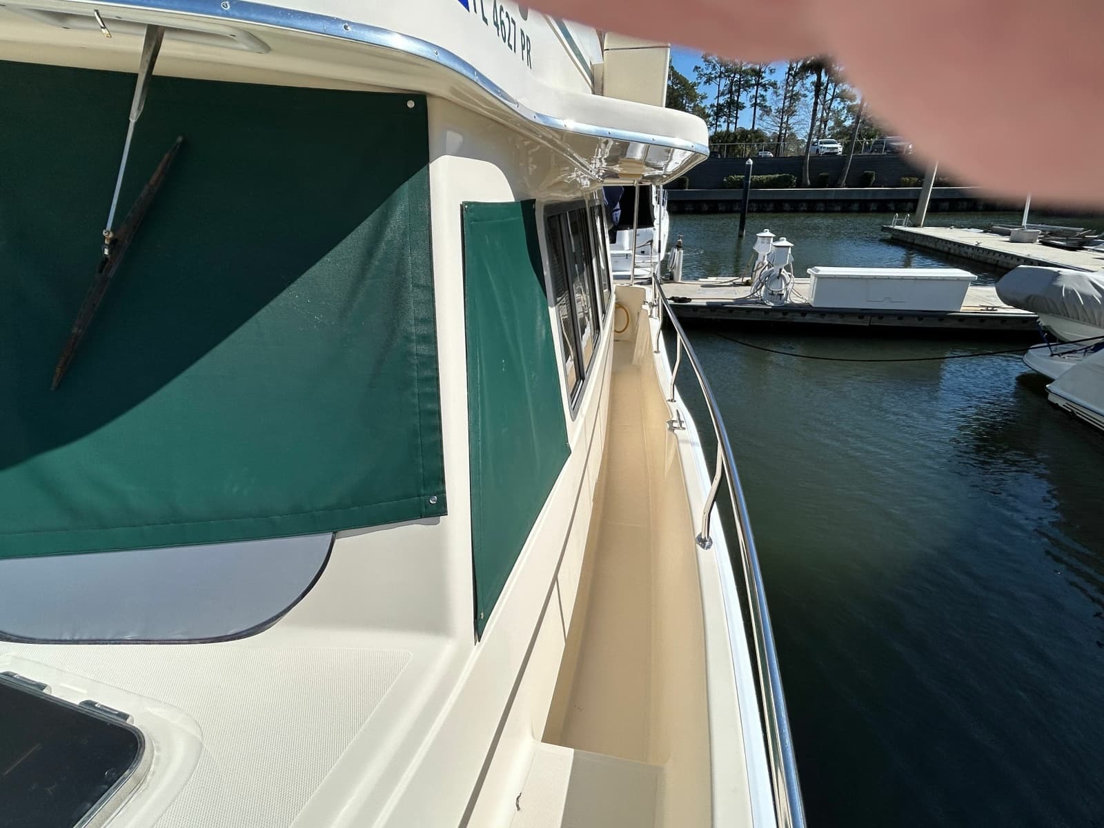 2004 Mainship 400 Trawler - Photo 10
