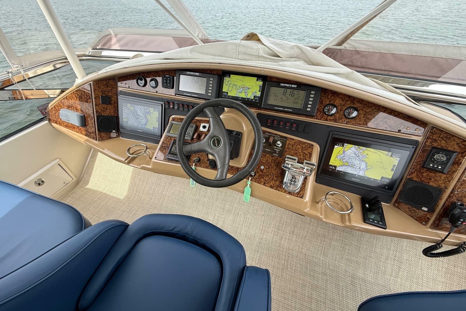 2004 Marquis 59 - Photo 17