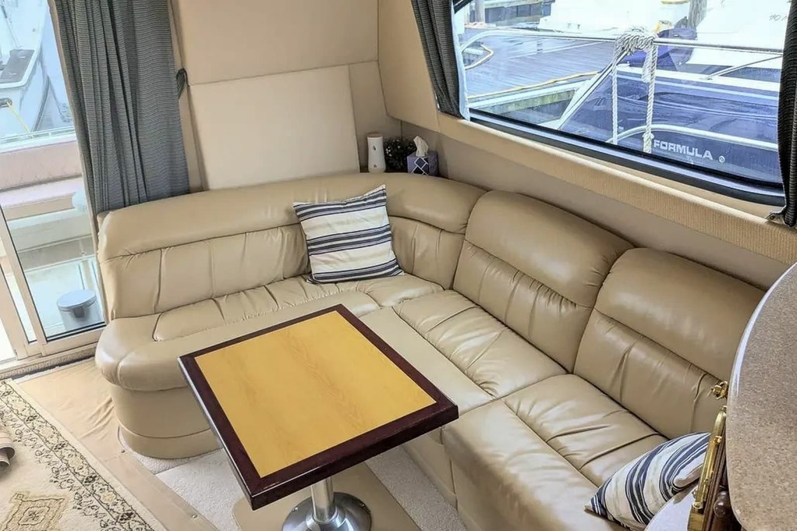 2004 Meridian 411 Sedan - Photo 20