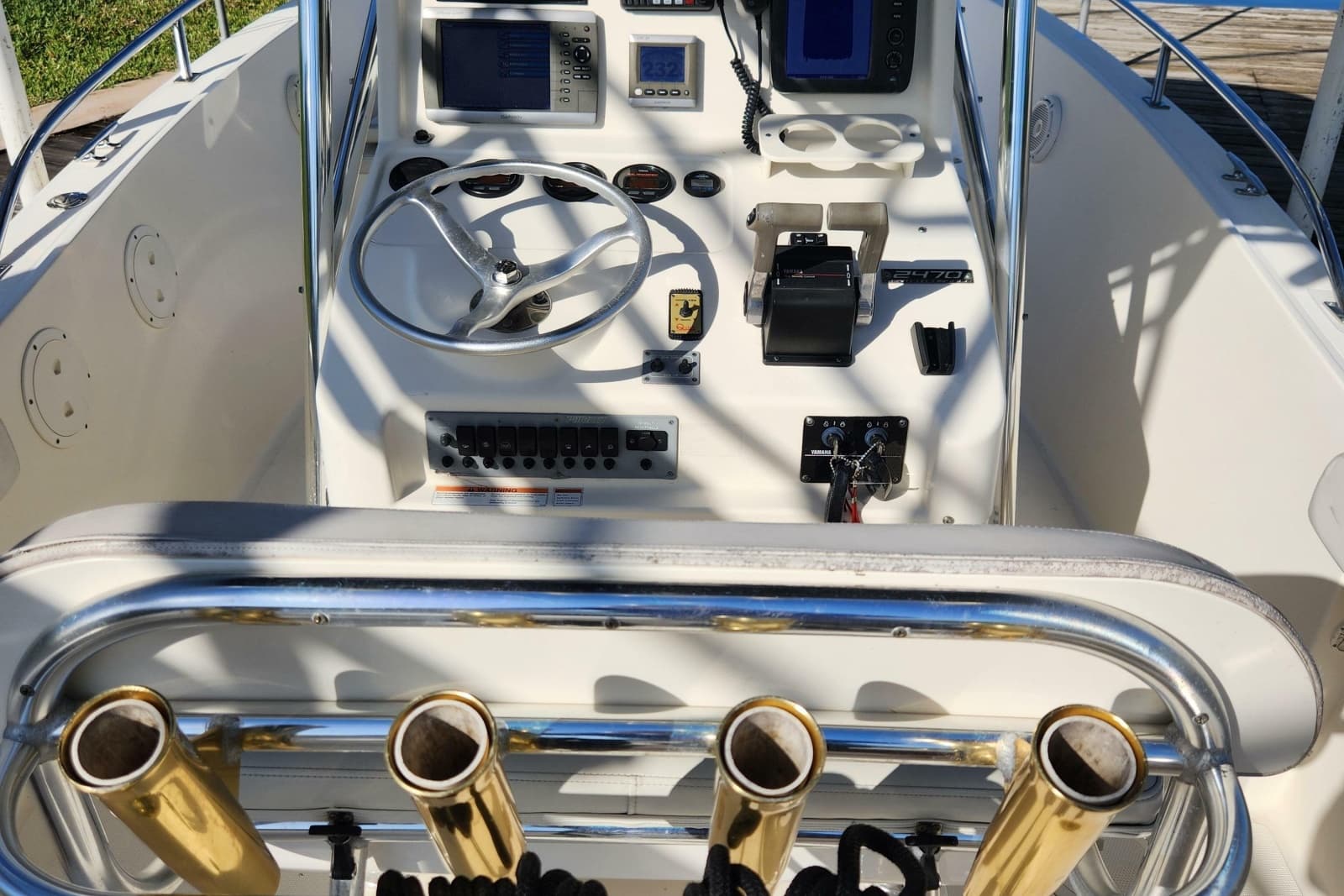 2004 Pursuit 2470 Center Console - Photo 21
