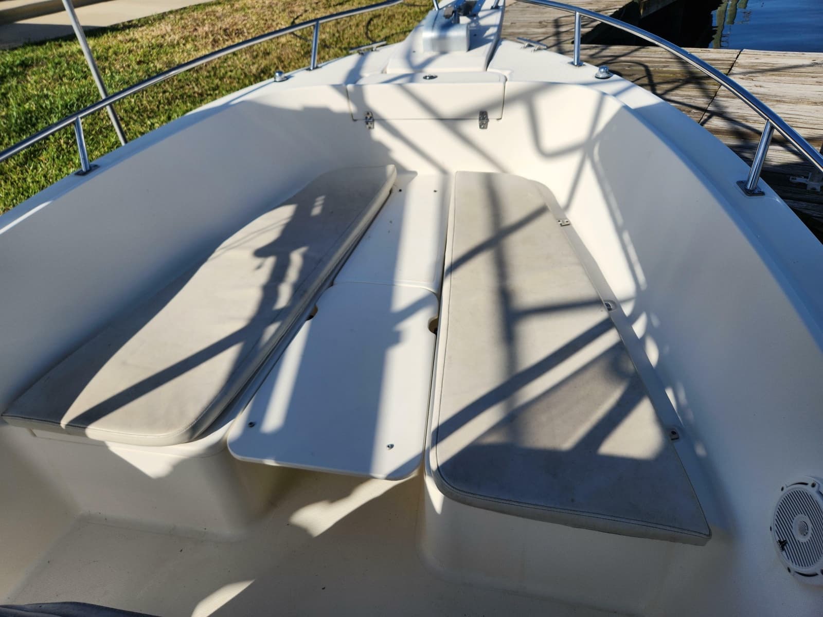 2004 Pursuit 2470 Center Console - Photo 7