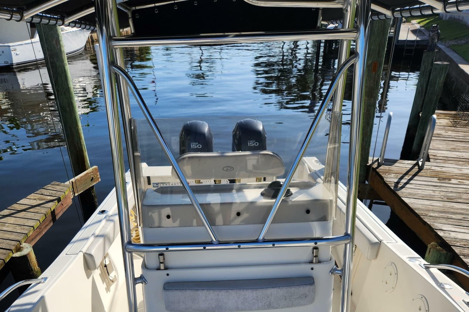 2004 Pursuit 2470 Center Console - Photo 20