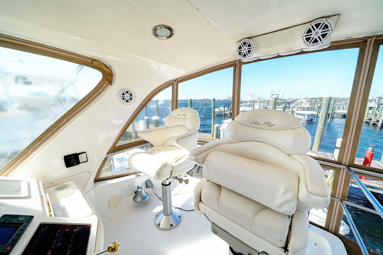 2004 Sea Ray 480 Sedan Bridge - Photo 8