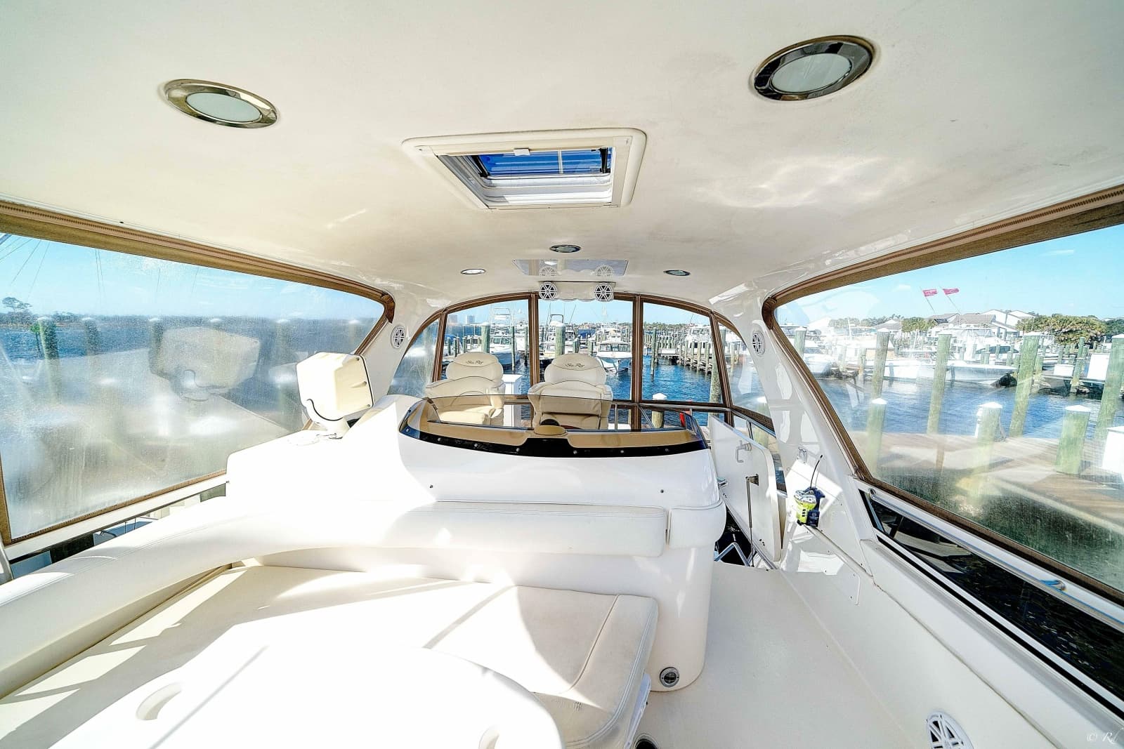 2004 Sea Ray 480 Sedan Bridge - Photo 10