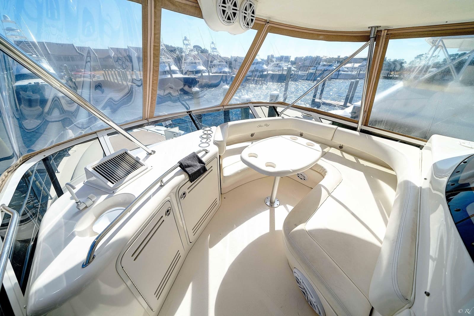 2004 Sea Ray 480 Sedan Bridge - Photo 9