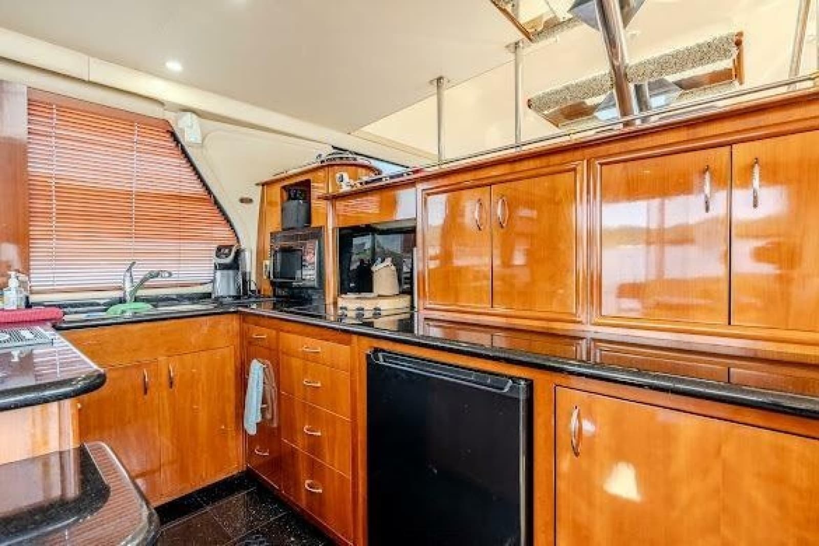 2003 Carver 570 Voyager Pilothouse - Photo 45