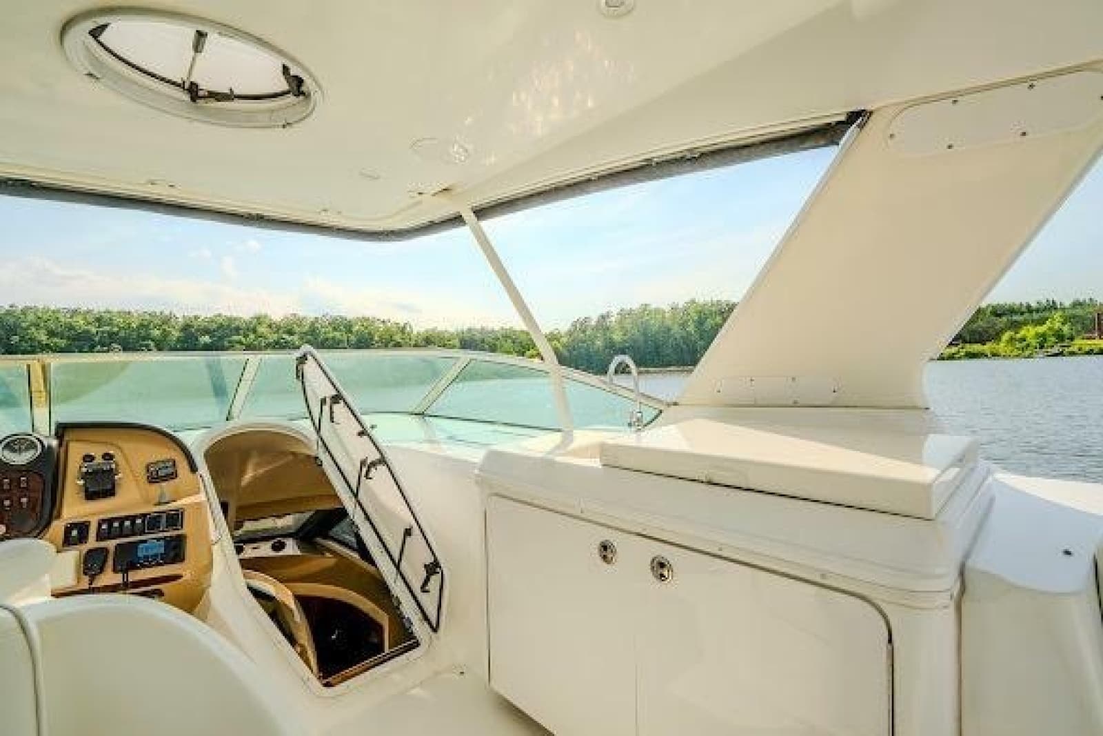 2003 Carver 570 Voyager Pilothouse - Photo 31