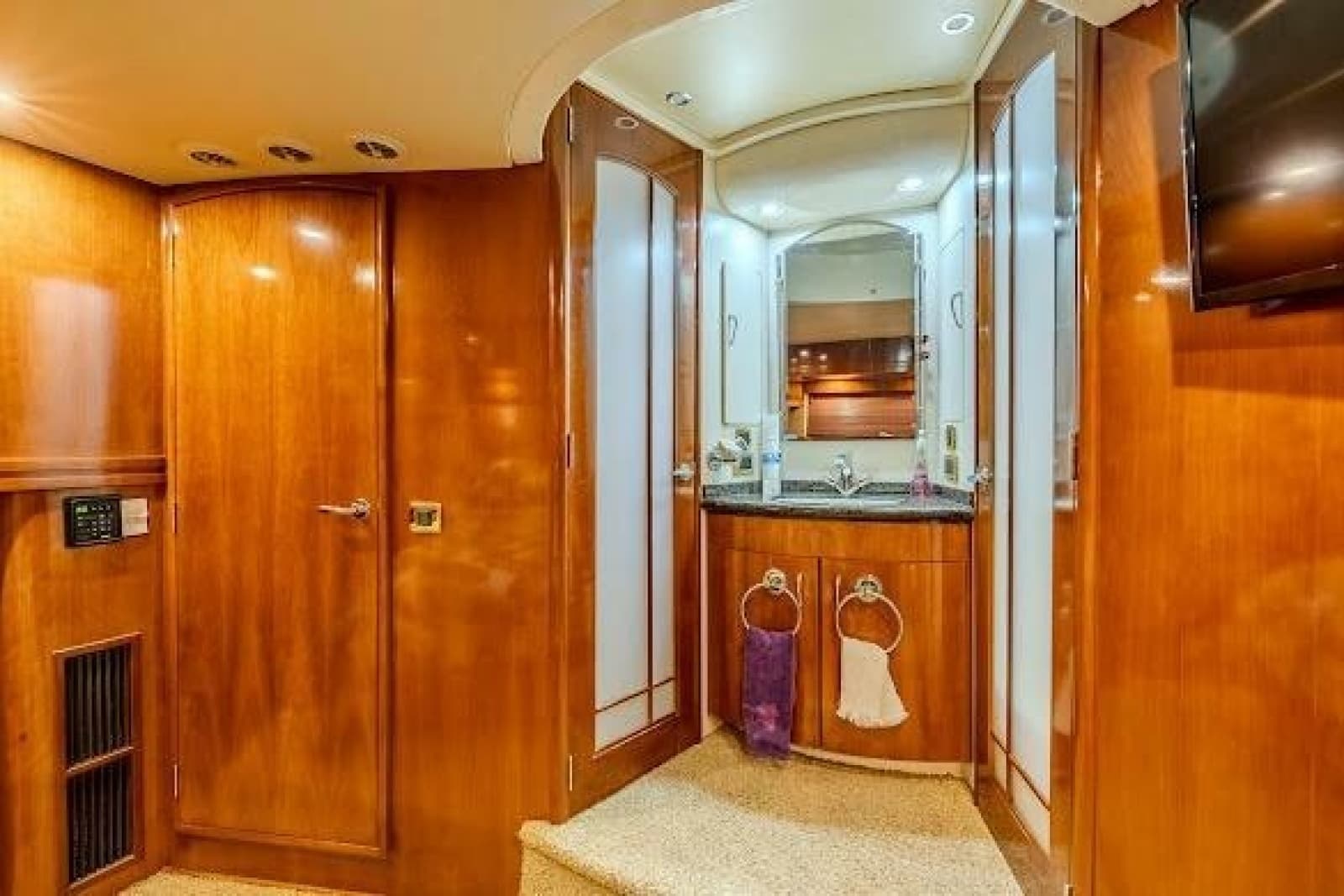 2003 Carver 570 Voyager Pilothouse - Photo 59